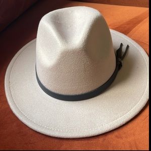 Fedora head, brand-new with adjustable strap, color tan
